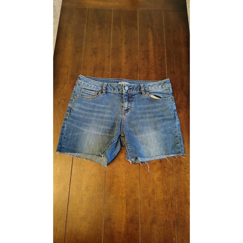 New York & Company Women's Size 2 Medium Wash Denim Jean Midrise Shorts